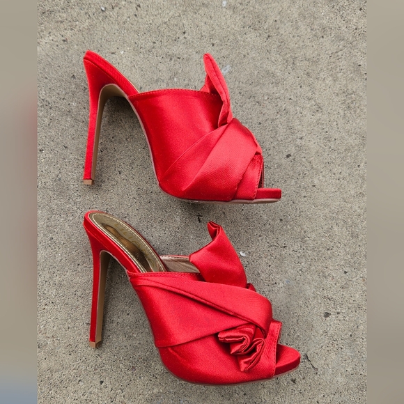 Liliana red ribbon stilettos - size 8 - Picture 1 of 2